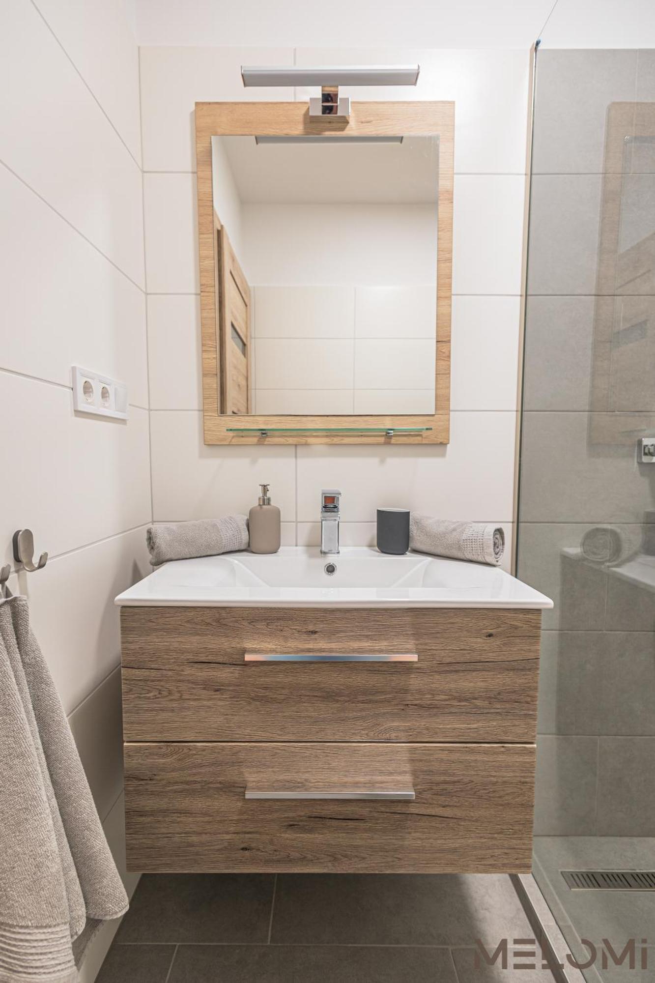 Melomi 1 Apartman Sárvár Eksteriør bilde