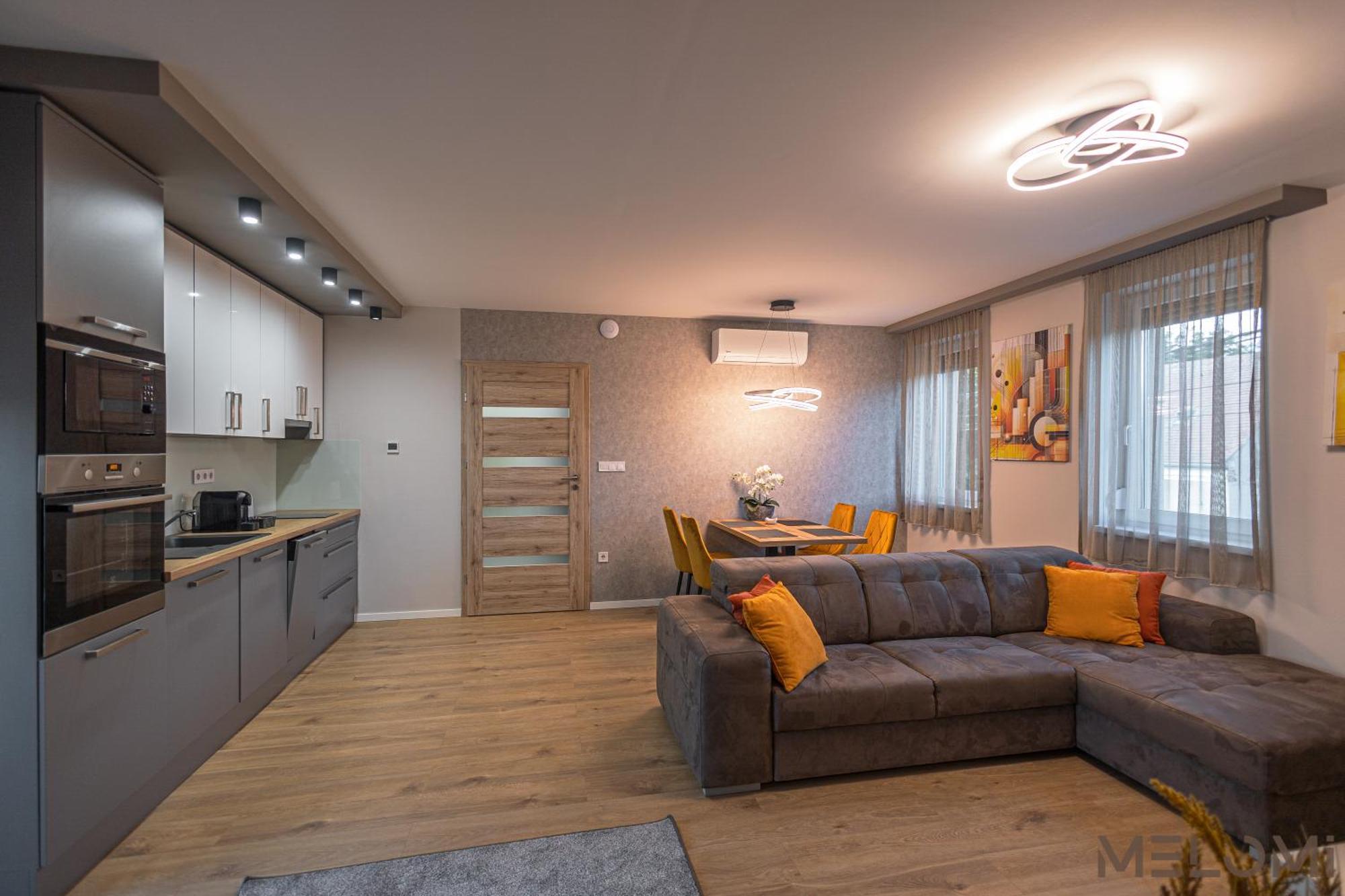 Melomi 1 Apartman Sárvár Eksteriør bilde